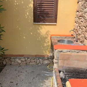 Vakantiehuis Maveda, Un Dammuso Immerso Nel Verde